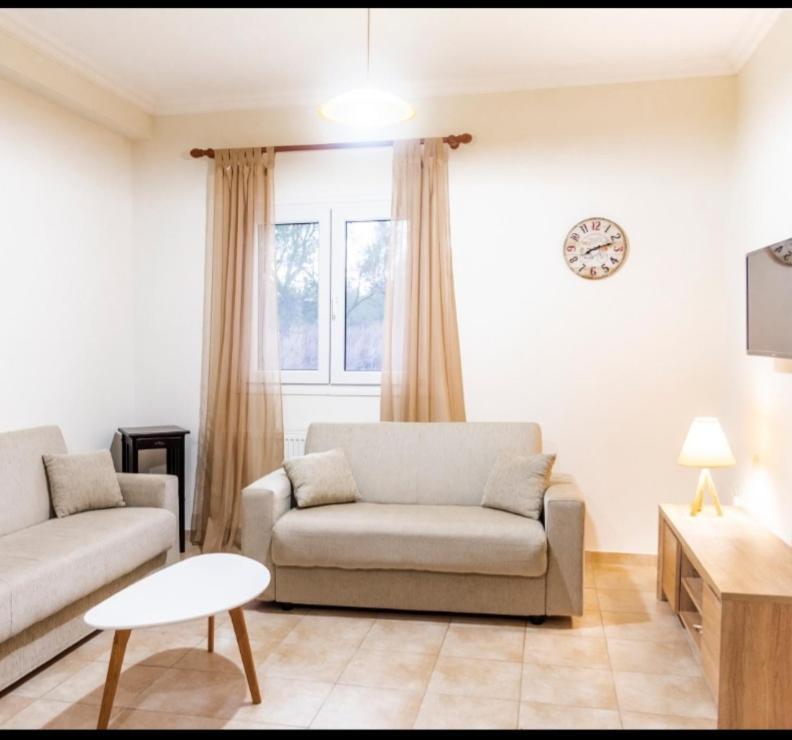 Lonelia's Family Homes Lefkimmi (Corfu)